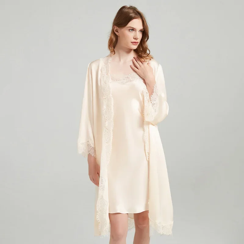 Spitzenbesetztes Seiden-Nachth – Robe Silk Women Bewertung und Preis